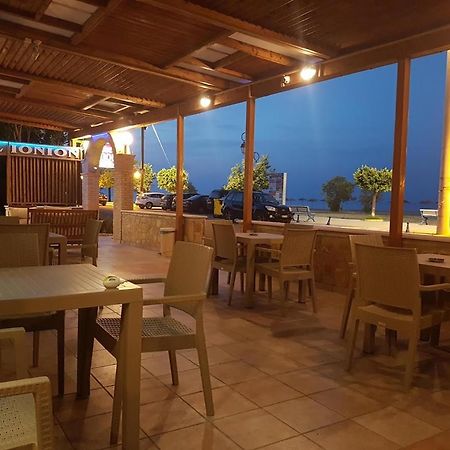 Kastro-Kyllini Hotel Ionion מראה חיצוני תמונה