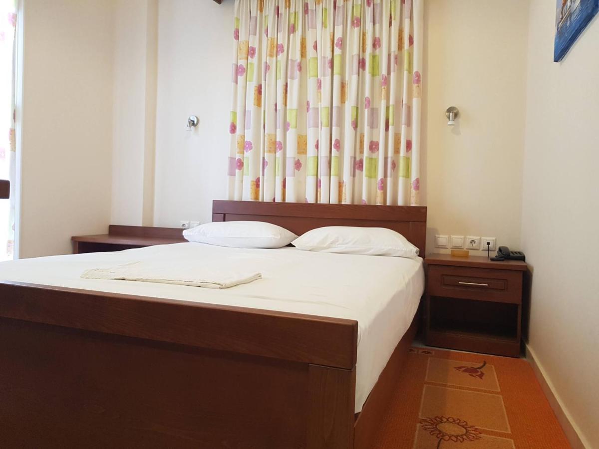 Kastro-Kyllini Hotel Ionion מראה חיצוני תמונה