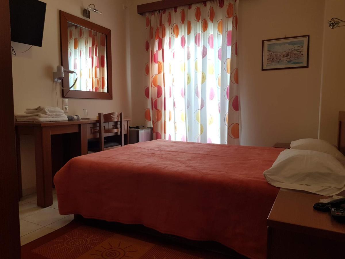 Kastro-Kyllini Hotel Ionion מראה חיצוני תמונה